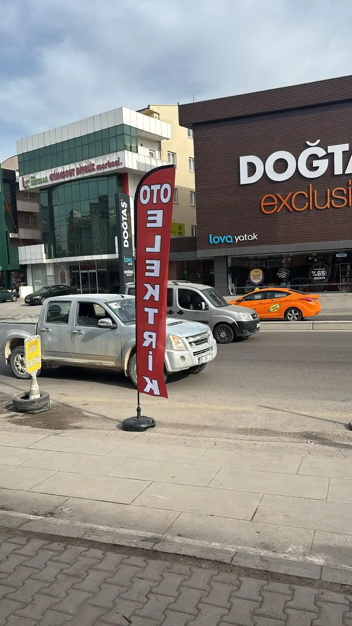 oto-elektirikci-yelken-bayragi-12